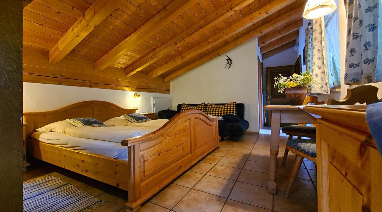 גראינאו Alpenchalet Zum Jeremia מראה חיצוני תמונה
